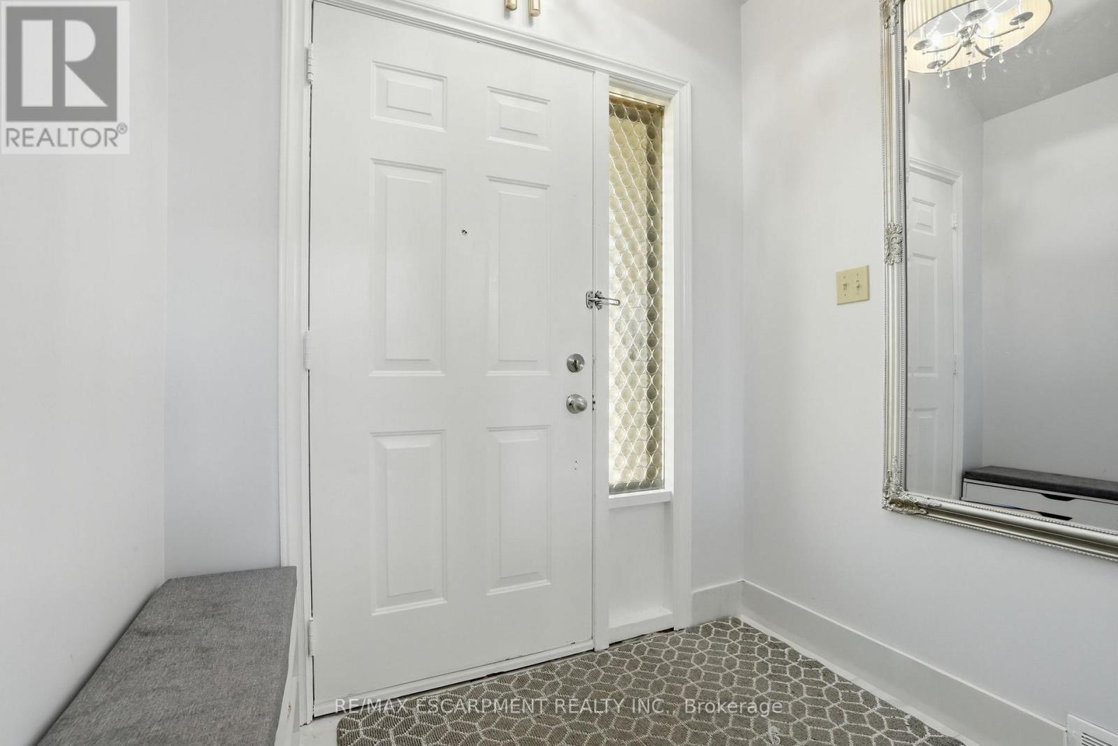85 Summerlea Drive, Hamilton, ON - Indoor Photo Showing Other Room