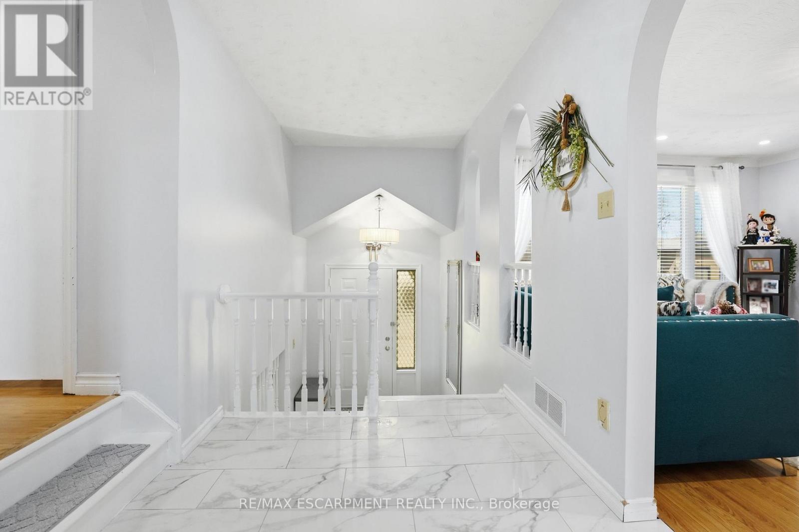 85 Summerlea Drive, Hamilton, ON - Indoor Photo Showing Other Room