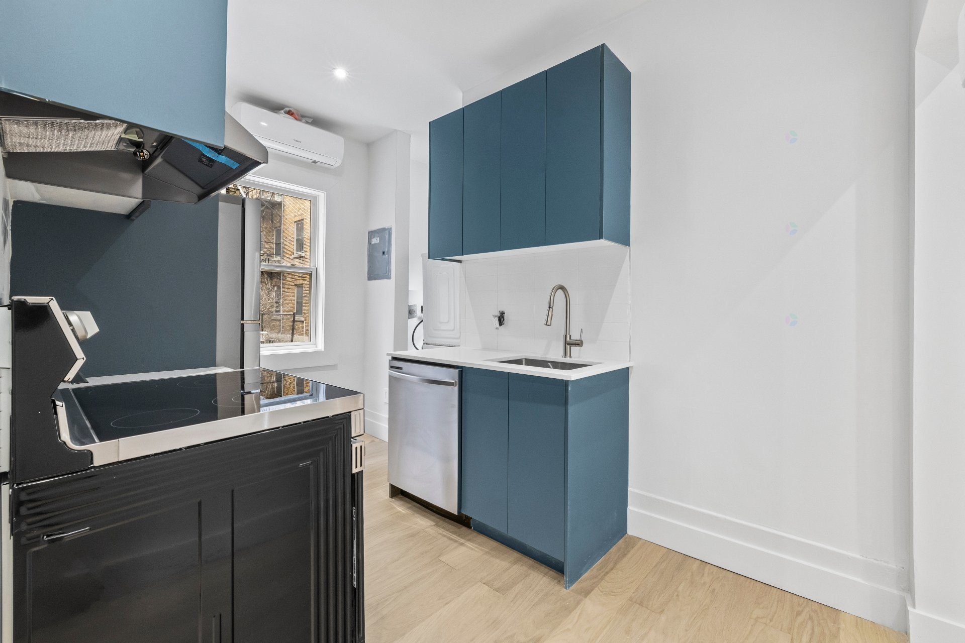 Kitchen - 14-2068 Av. Lincoln, Montréal (Ville-Marie), QC - Indoor