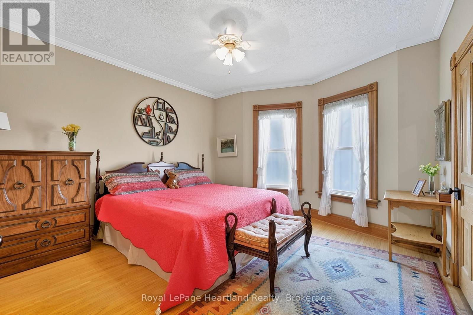 67 Elgin Avenue W, Goderich (Goderich (Town)), ON - Indoor Photo Showing Bedroom