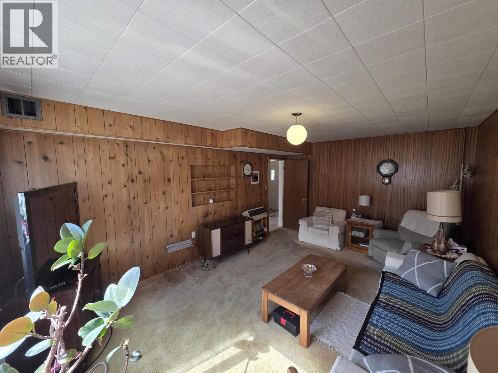 4815 Davis Avenue, Terrace, BC - Indoor