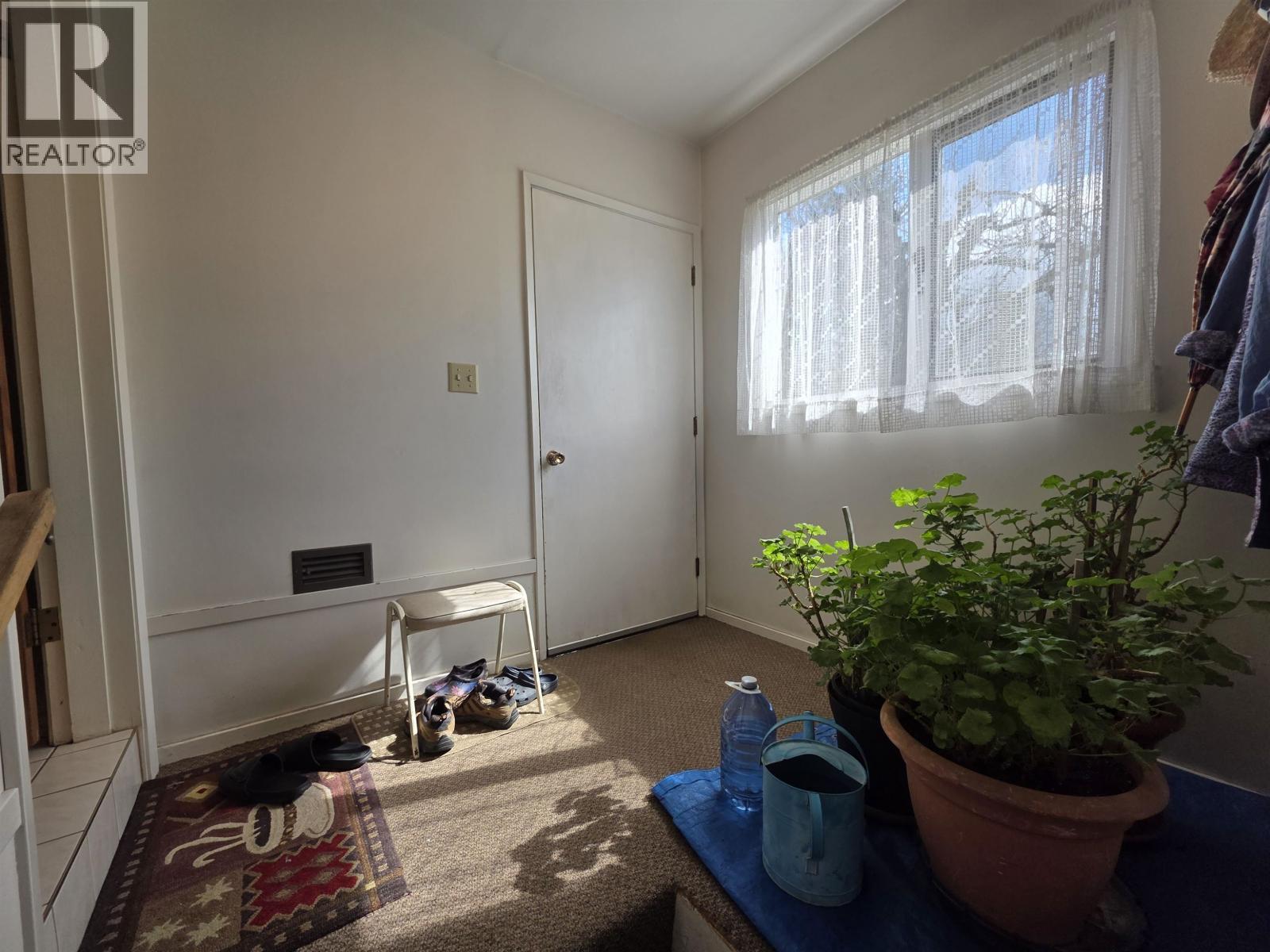 4815 Davis Avenue, Terrace, BC - Indoor Photo Showing Other Room