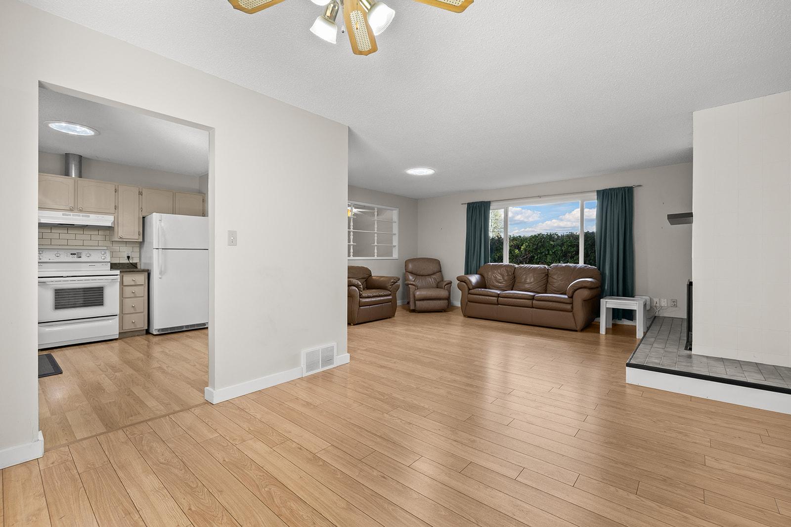 2085 Ruby Road, Kelowna, BC - Indoor