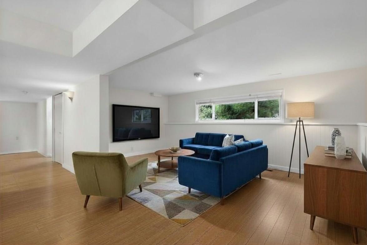2085 Ruby Road, Kelowna, BC - Indoor Photo Showing Other Room