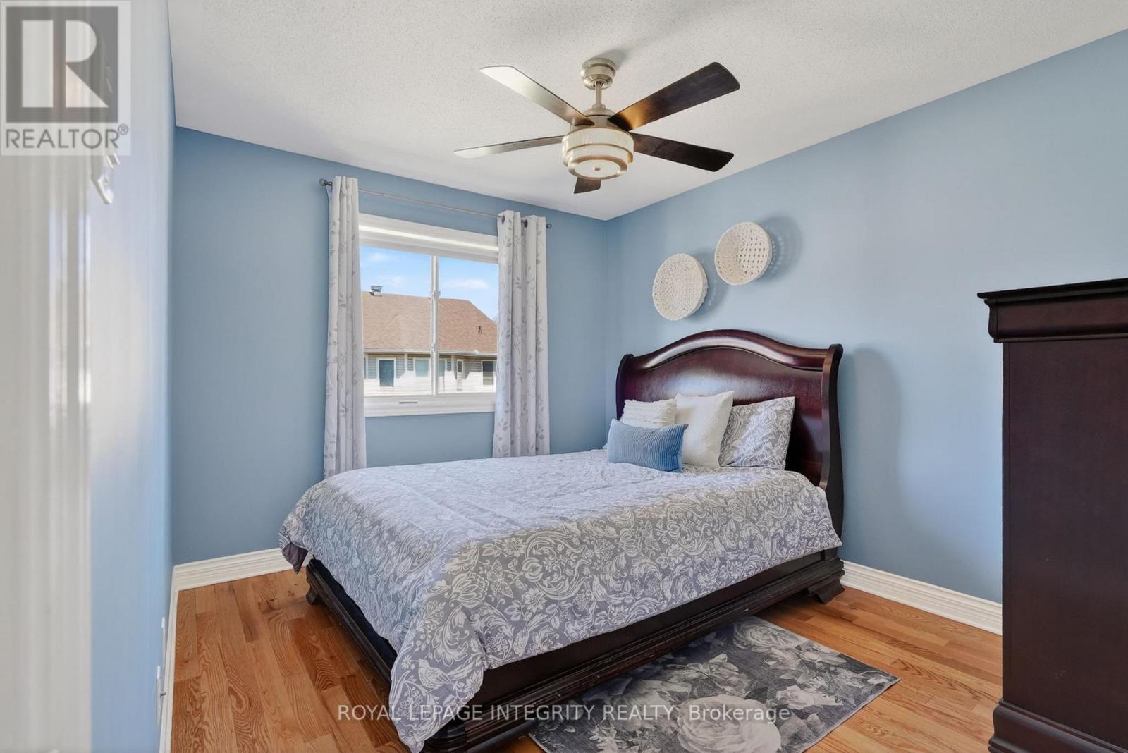 33 Grammercy Park, Ottawa, ON - Indoor Photo Showing Bedroom