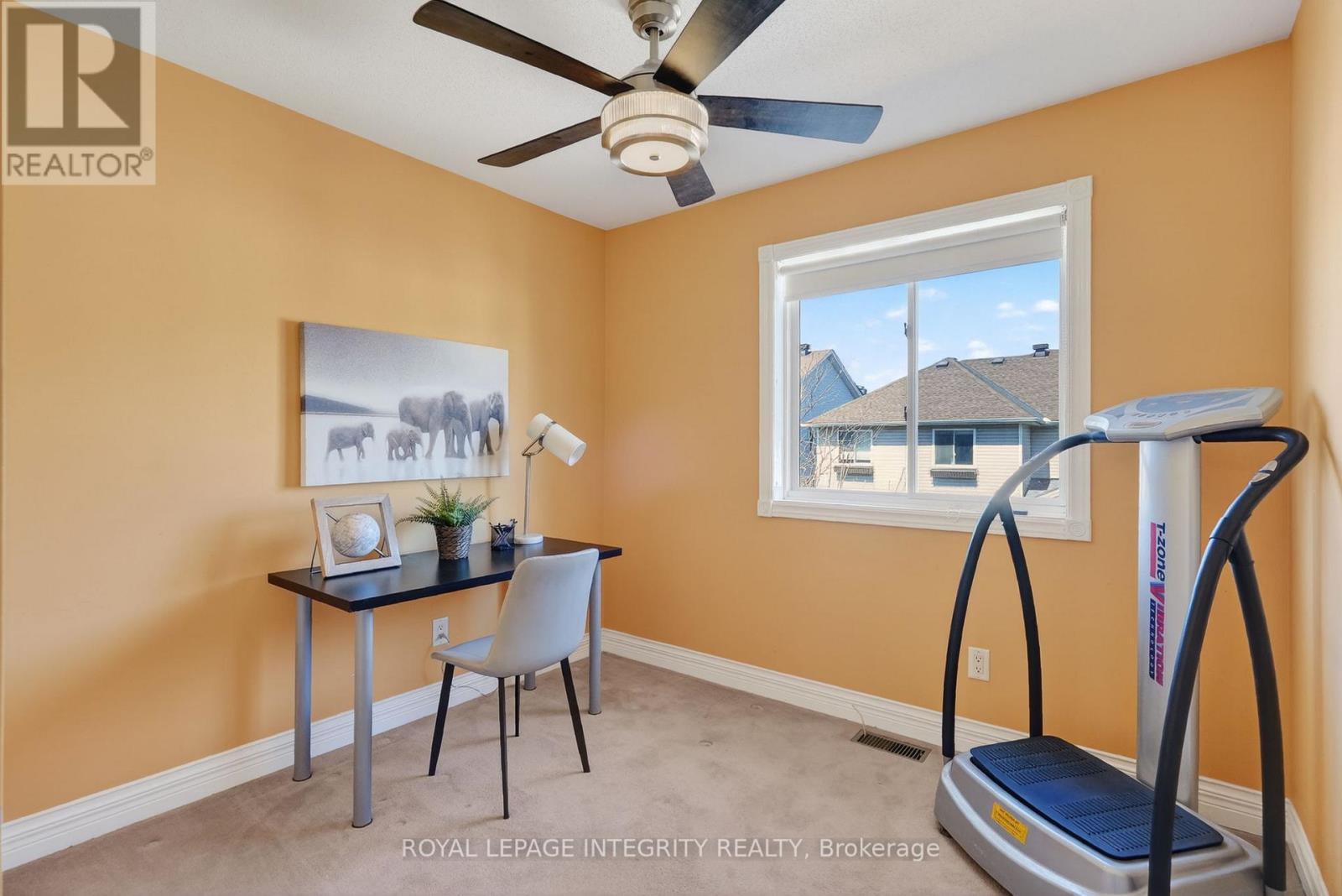 33 Grammercy Park, Ottawa, ON - Indoor Photo Showing Gym Room