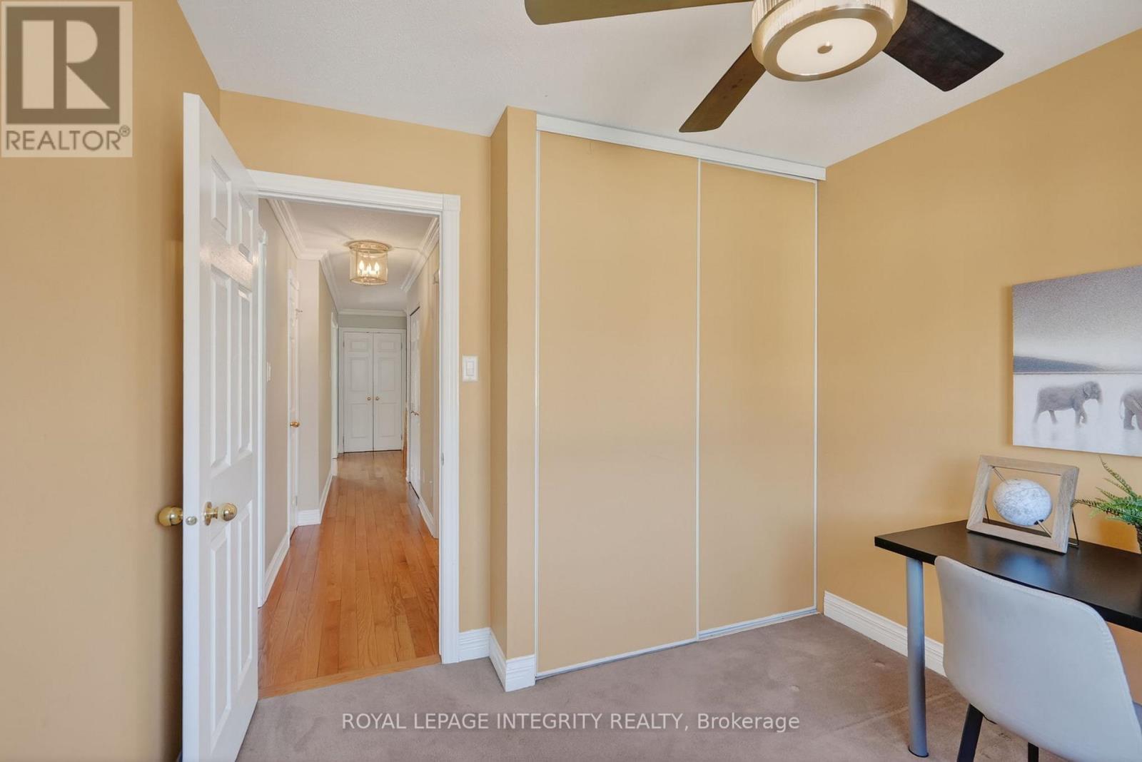 33 Grammercy Park, Ottawa, ON - Indoor Photo Showing Other Room