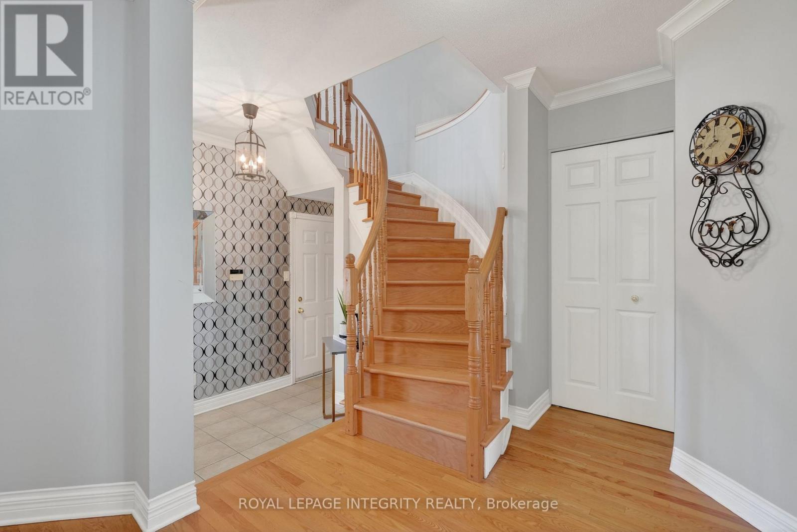 33 Grammercy Park, Ottawa, ON - Indoor Photo Showing Other Room