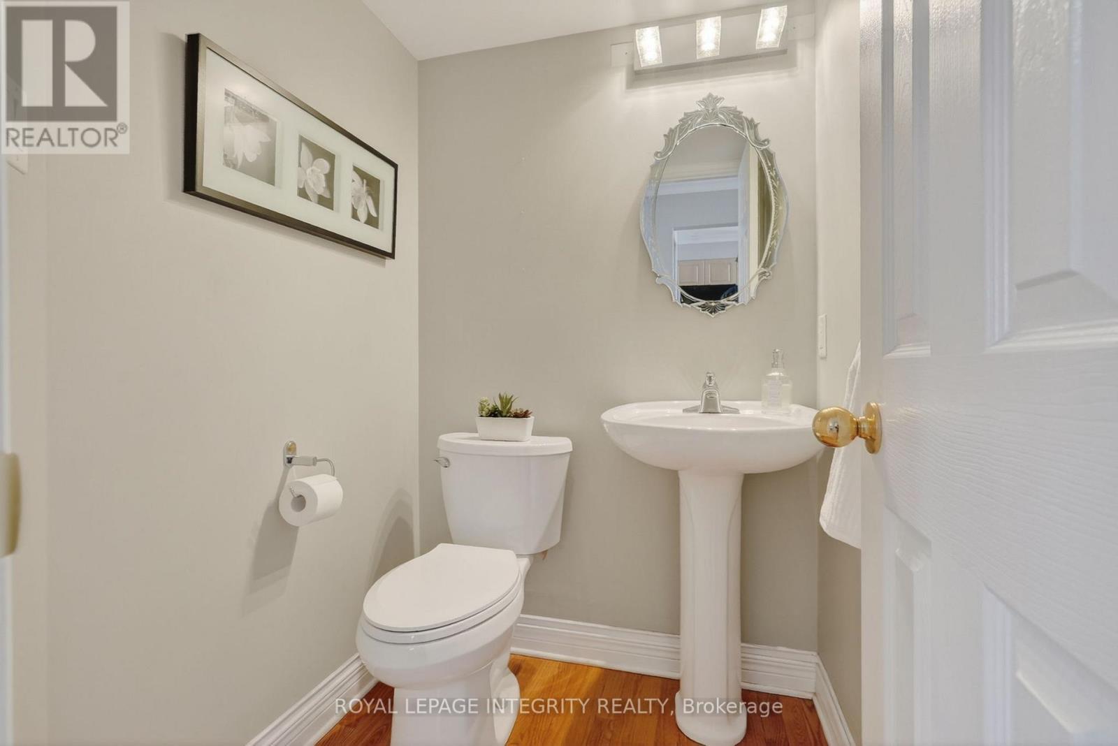 33 Grammercy Park, Ottawa, ON - Indoor Photo Showing Bathroom