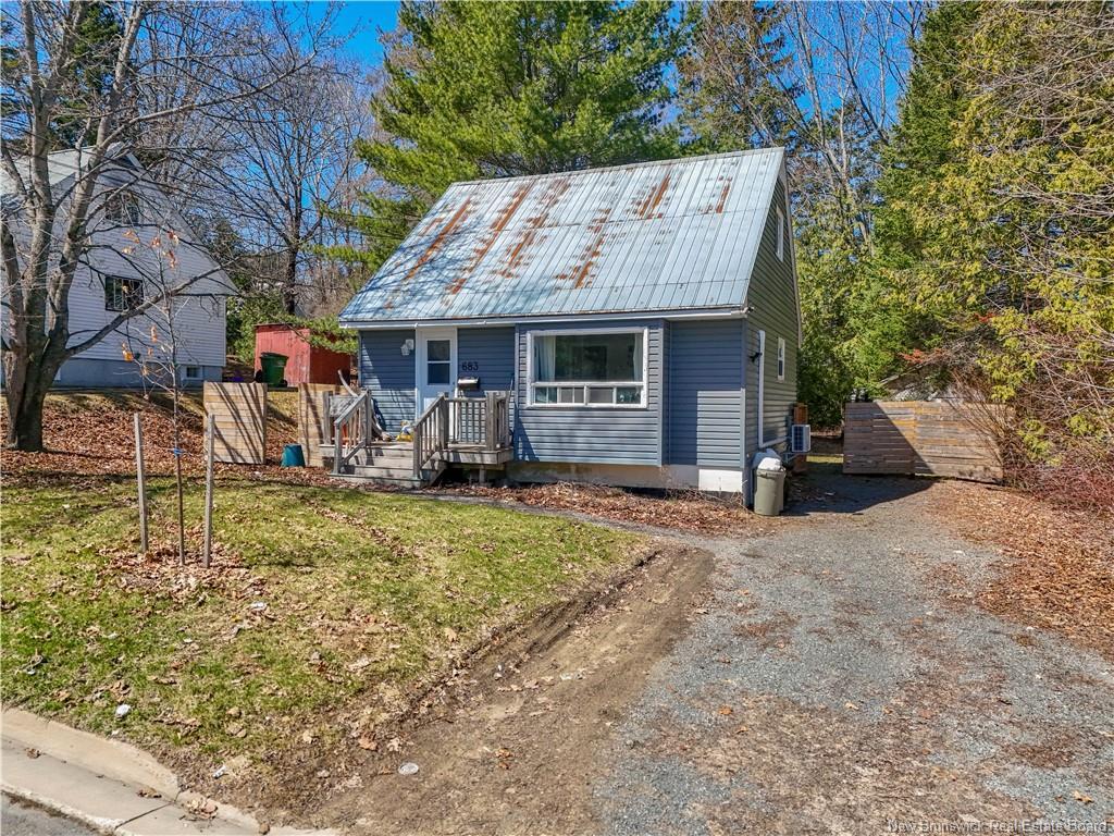 683 Hanson St, Fredericton, NB