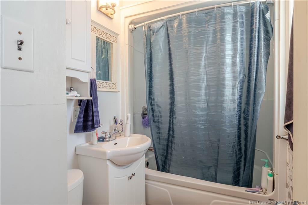 683 Hanson St, Fredericton, NB