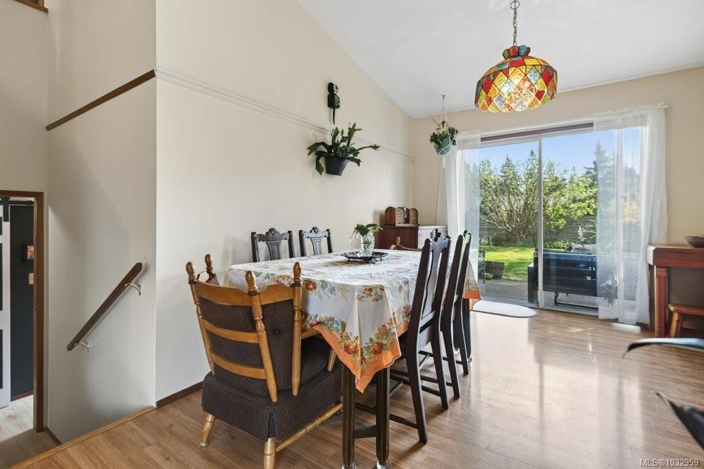 642 Somenos Dr, Comox, BC