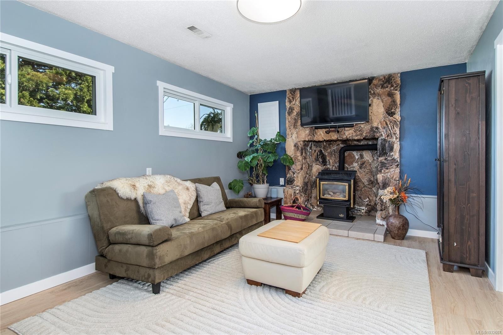 613 Nootka St, Comox, BC