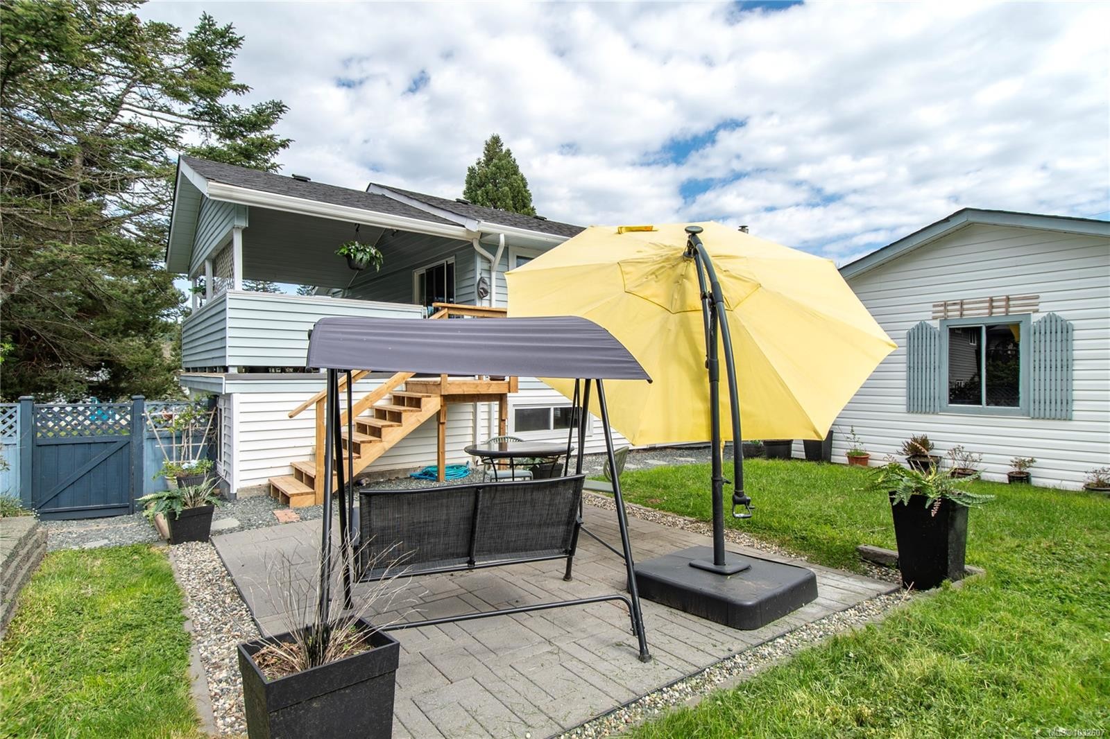 613 Nootka St, Comox, BC