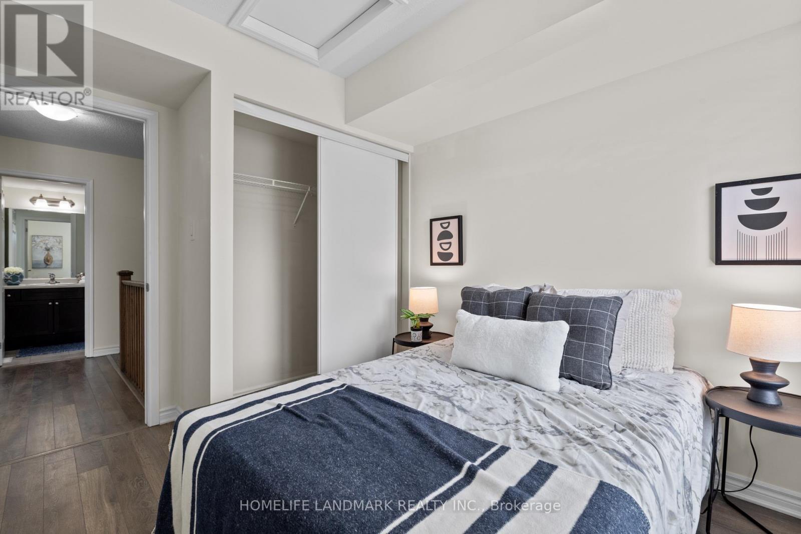 214 - 1085 Danforth Road, Toronto, ON - Indoor Photo Showing Bedroom