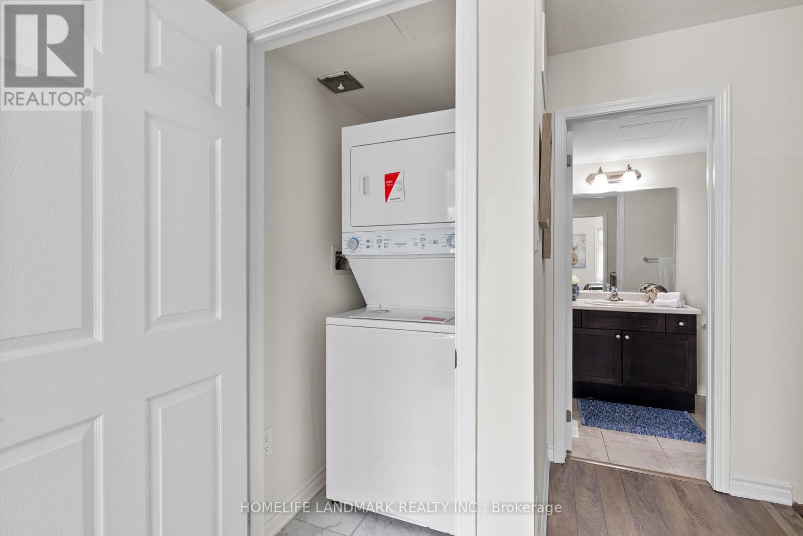 214 - 1085 Danforth Road, Toronto, ON - Indoor Photo Showing Laundry Room