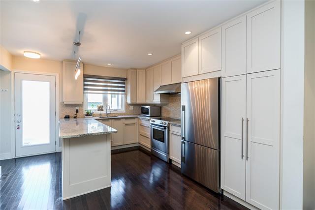 1212 Diplomat Dr, Winnipeg, MB