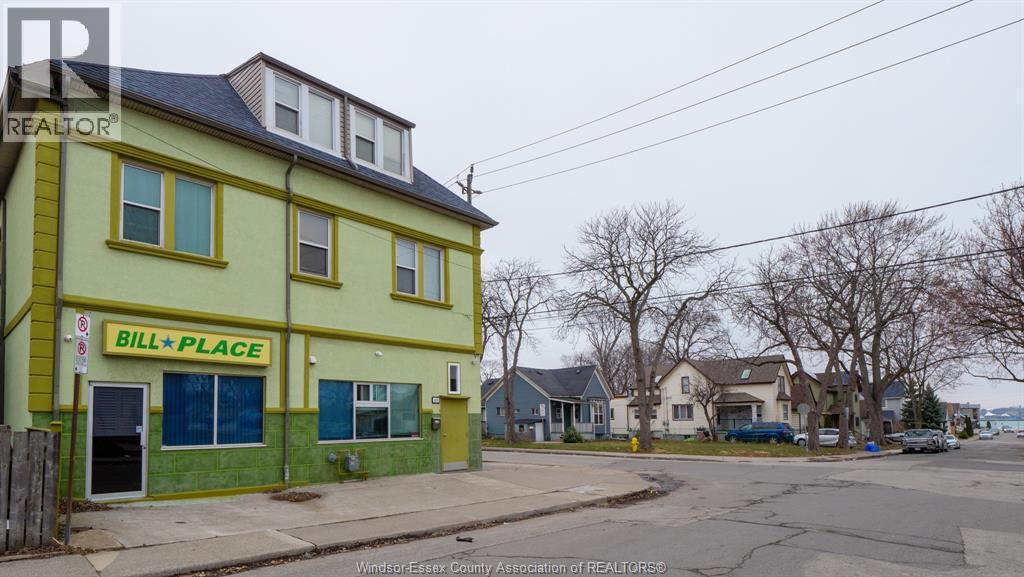 401 Parent, Windsor, ON - Outdoor