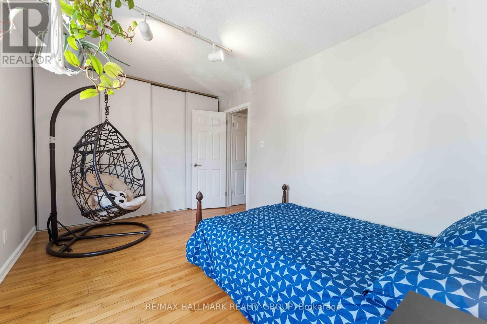 57 Rosemere Avenue, Ottawa, ON - Indoor Photo Showing Bedroom