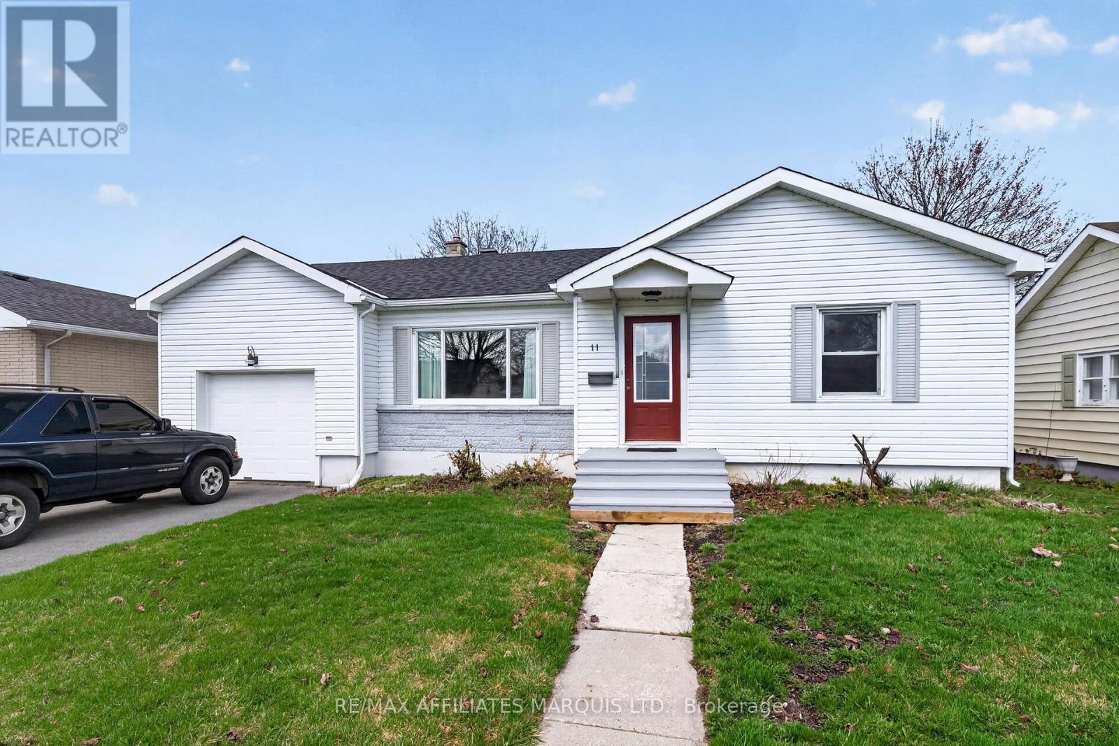 11 Gray Avenue, South Stormont, ON - Outdoor