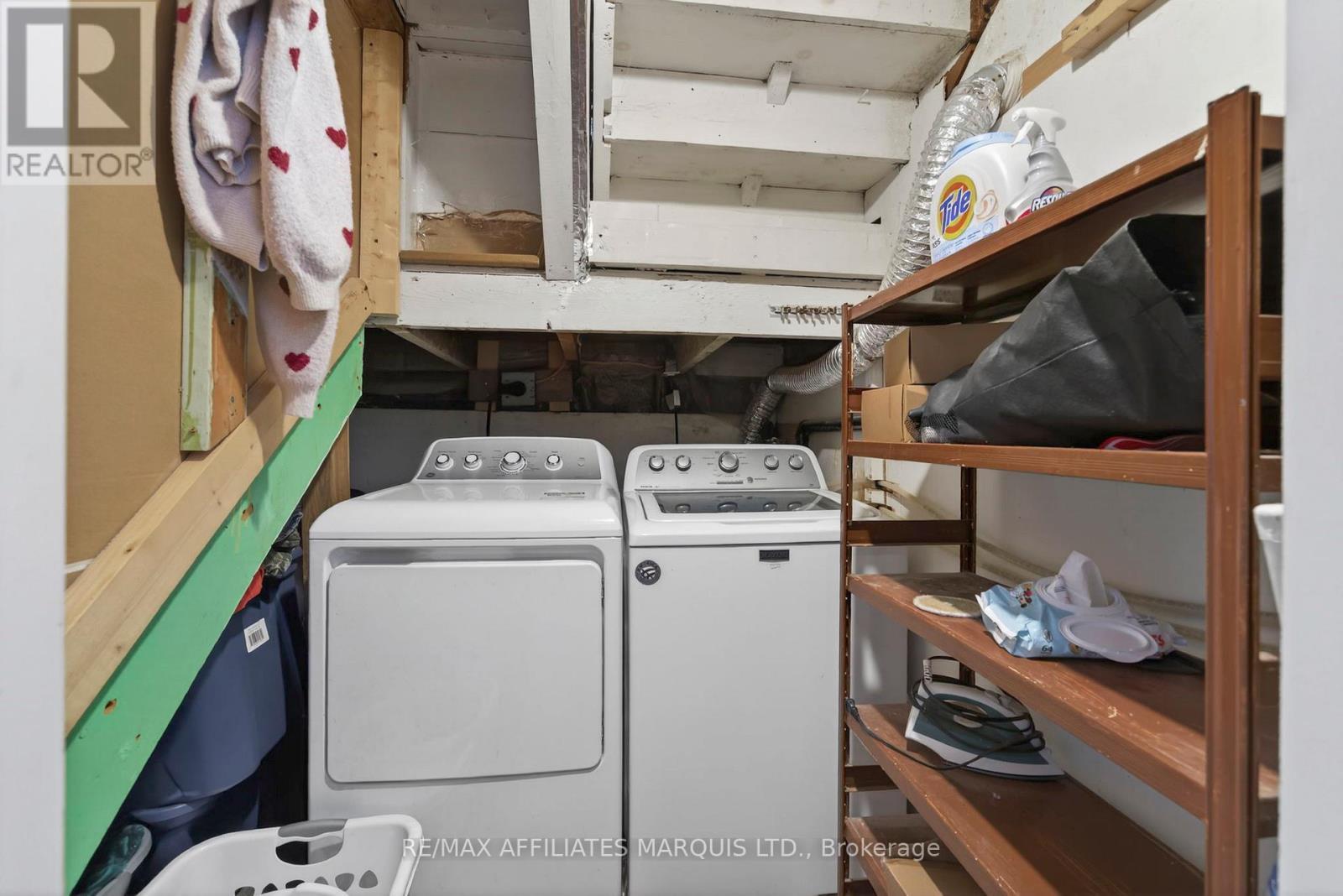 11 Gray Avenue, South Stormont, ON - Indoor Photo Showing Laundry Room