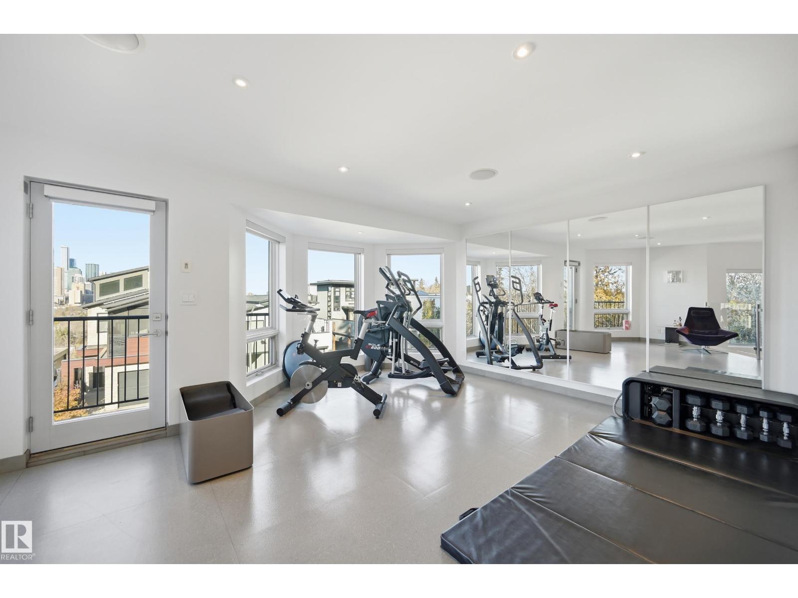 10065 90 Av Nw, Edmonton, AB - Indoor Photo Showing Gym Room