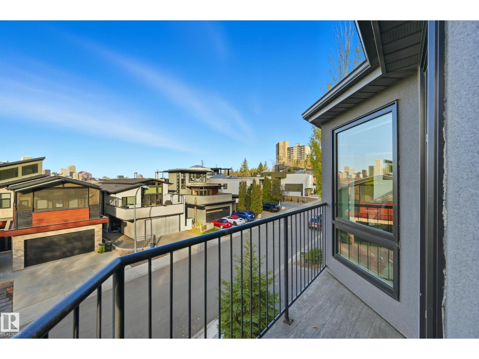 10065 90 Av Nw, Edmonton, AB - Outdoor With Exterior