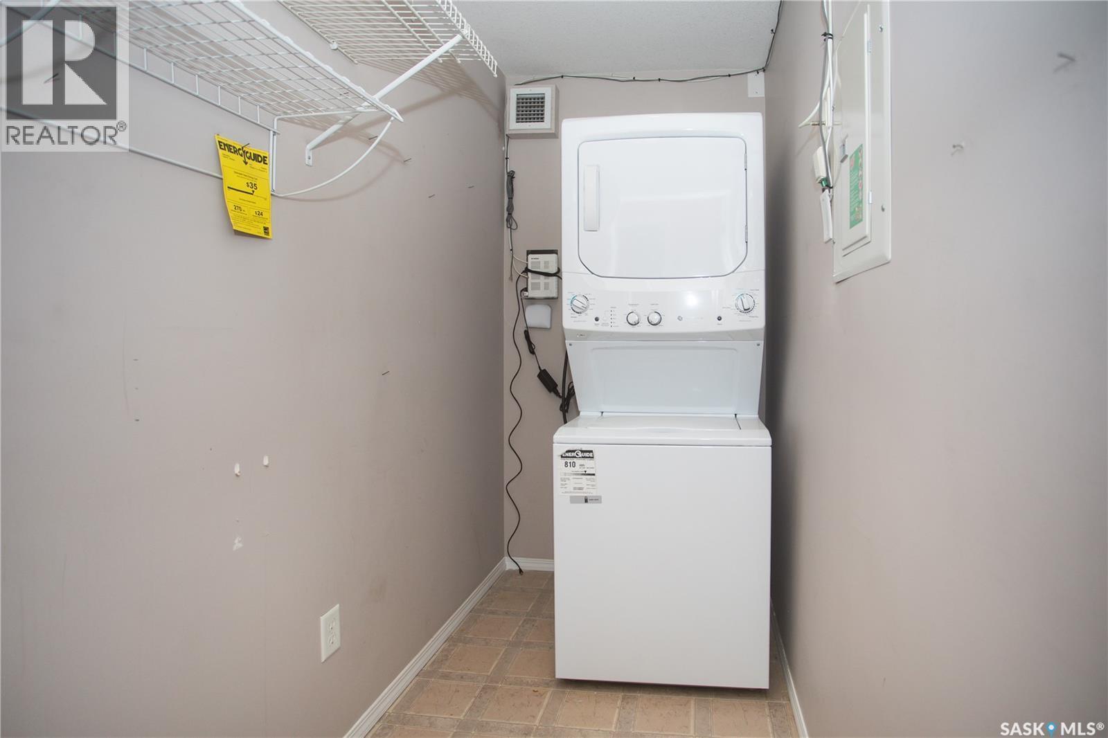 411 215 Lowe Road, Saskatoon, SK - Indoor Photo Showing Laundry Room