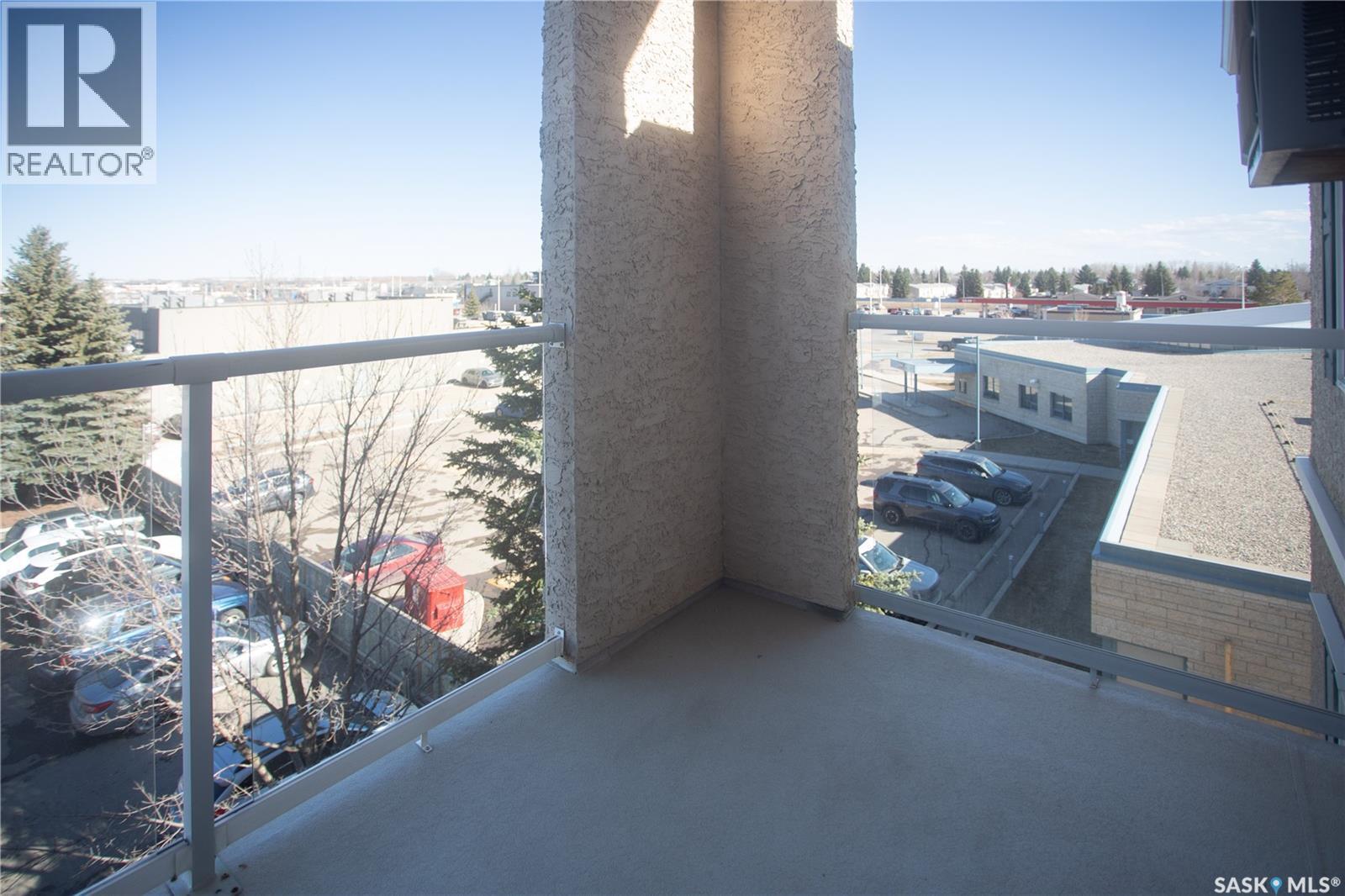 411 215 Lowe Road, Saskatoon, SK - Outdoor With Balcony With View