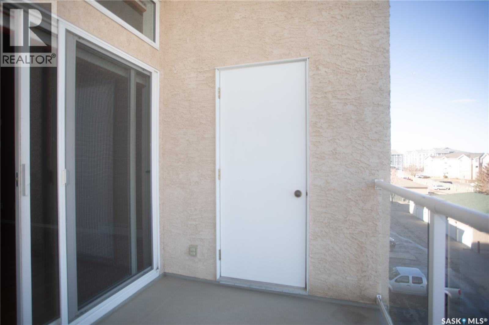 411 215 Lowe Road, Saskatoon, SK - Outdoor With Balcony With Exterior