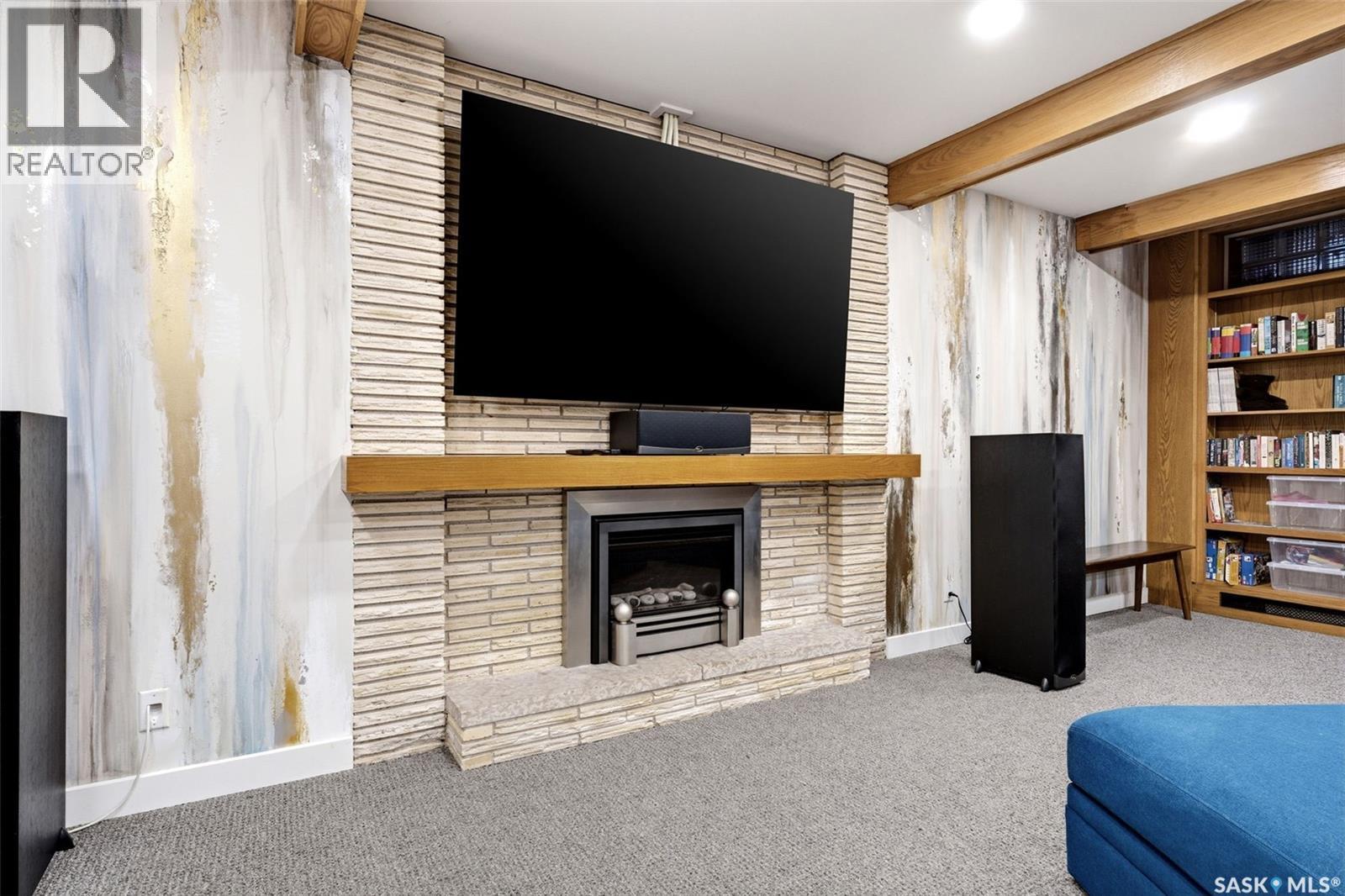 2640 19Th Avenue, Regina, SK - Indoor With Fireplace