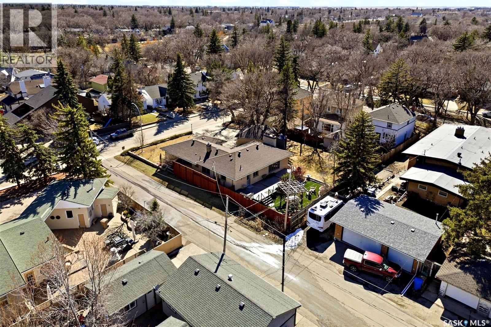 2640 19Th Avenue, Regina, SK - Outdoor