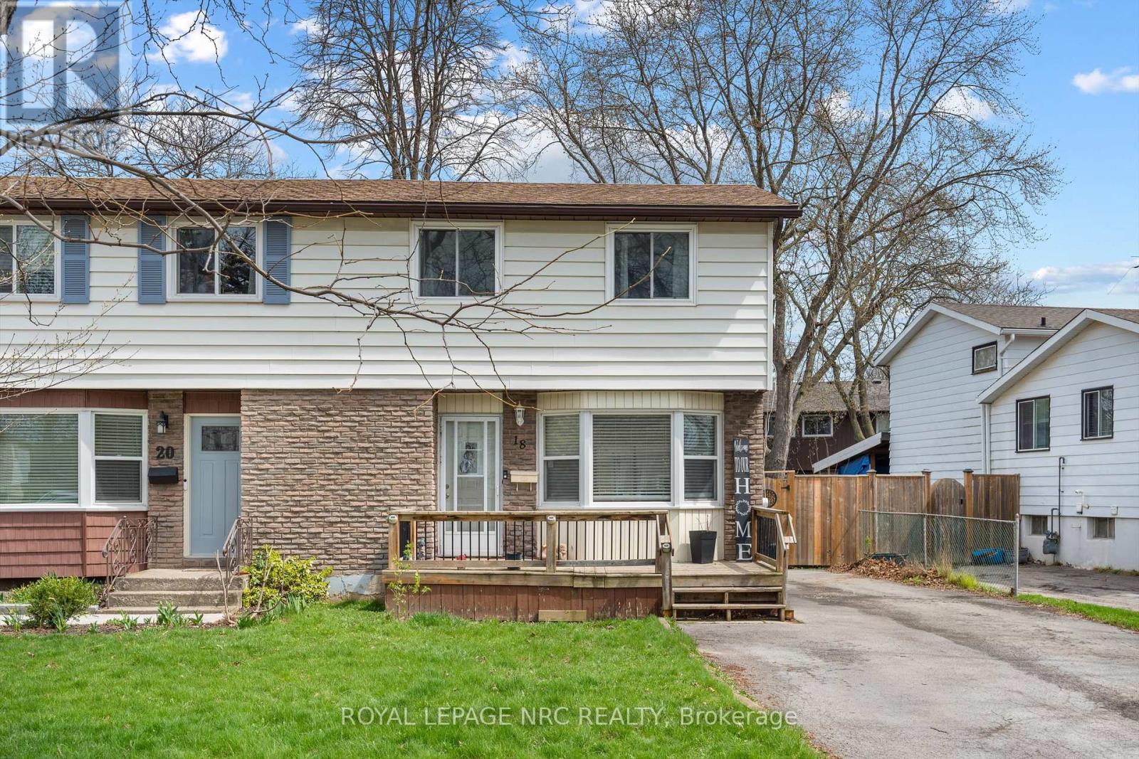 18 Lafayette Drive, St. Catharines (Lakeport), ON - Outdoor With Deck Patio Veranda