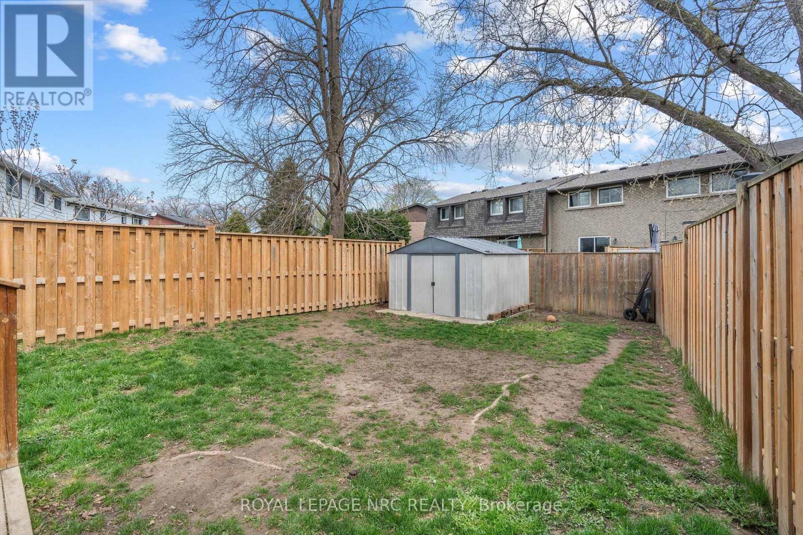 18 Lafayette Drive, St. Catharines (Lakeport), ON - Outdoor