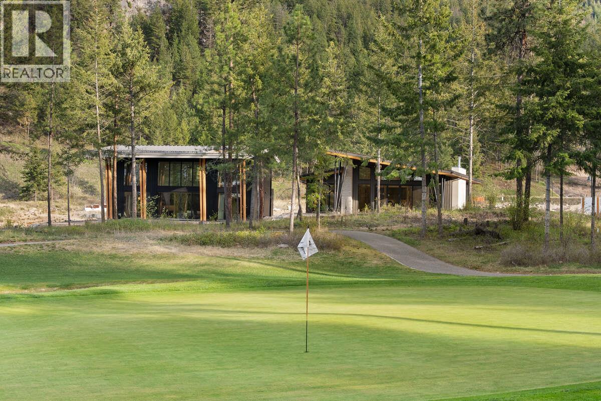 818 Predator Ridge Drive, Vernon, BC - Outdoor