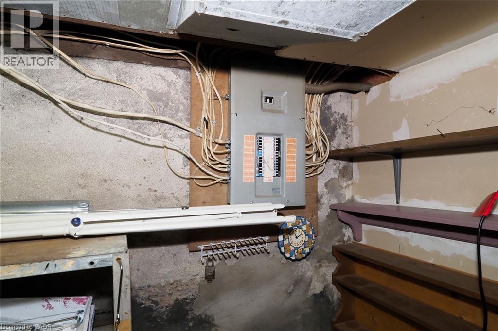 Image quality insufficient for description - 205 Duke Street E, Kitchener, ON -