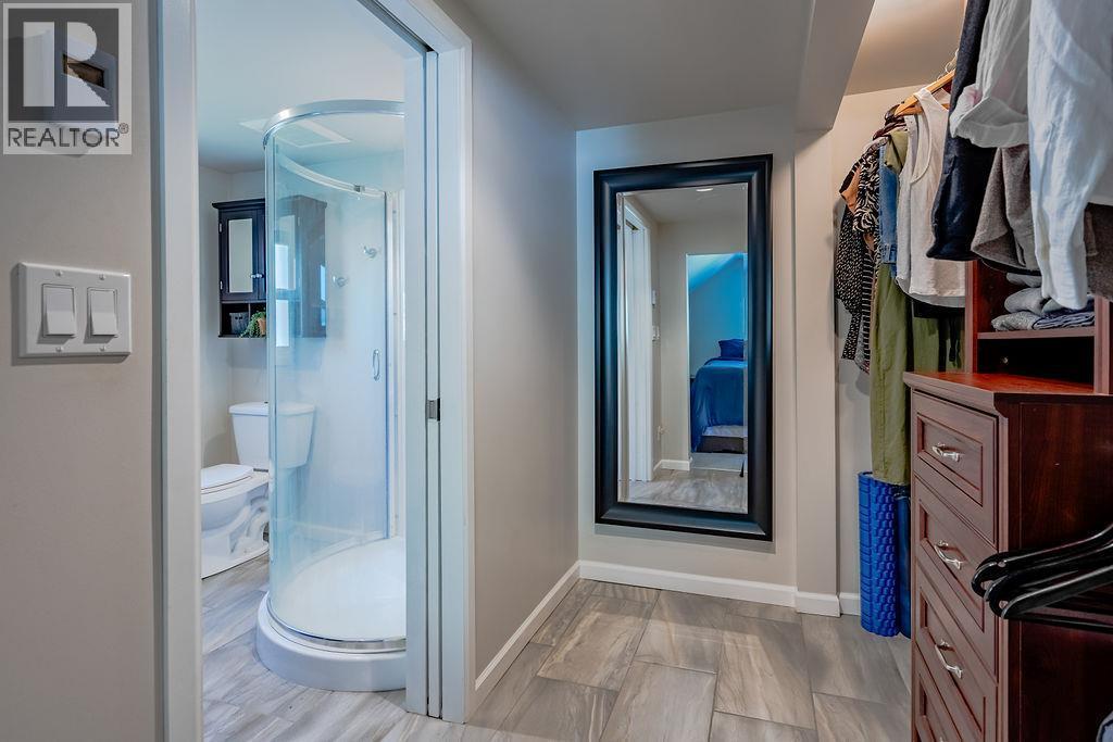 2465 3A Highway, Nelson, BC - Indoor Photo Showing Bathroom