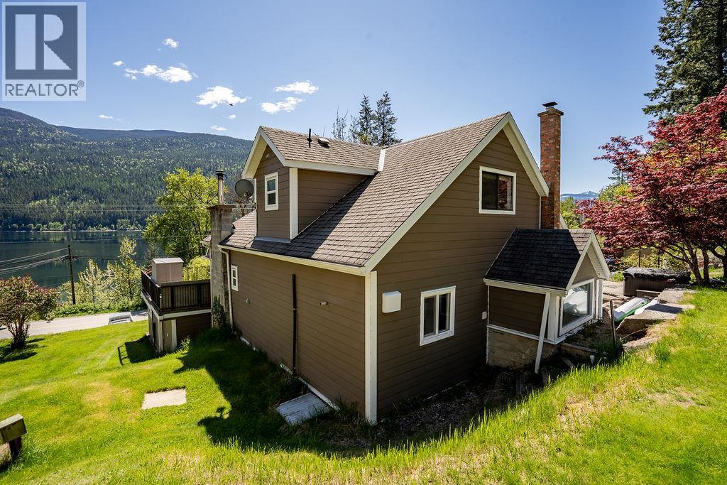 2465 3A Highway, Nelson, BC - Outdoor