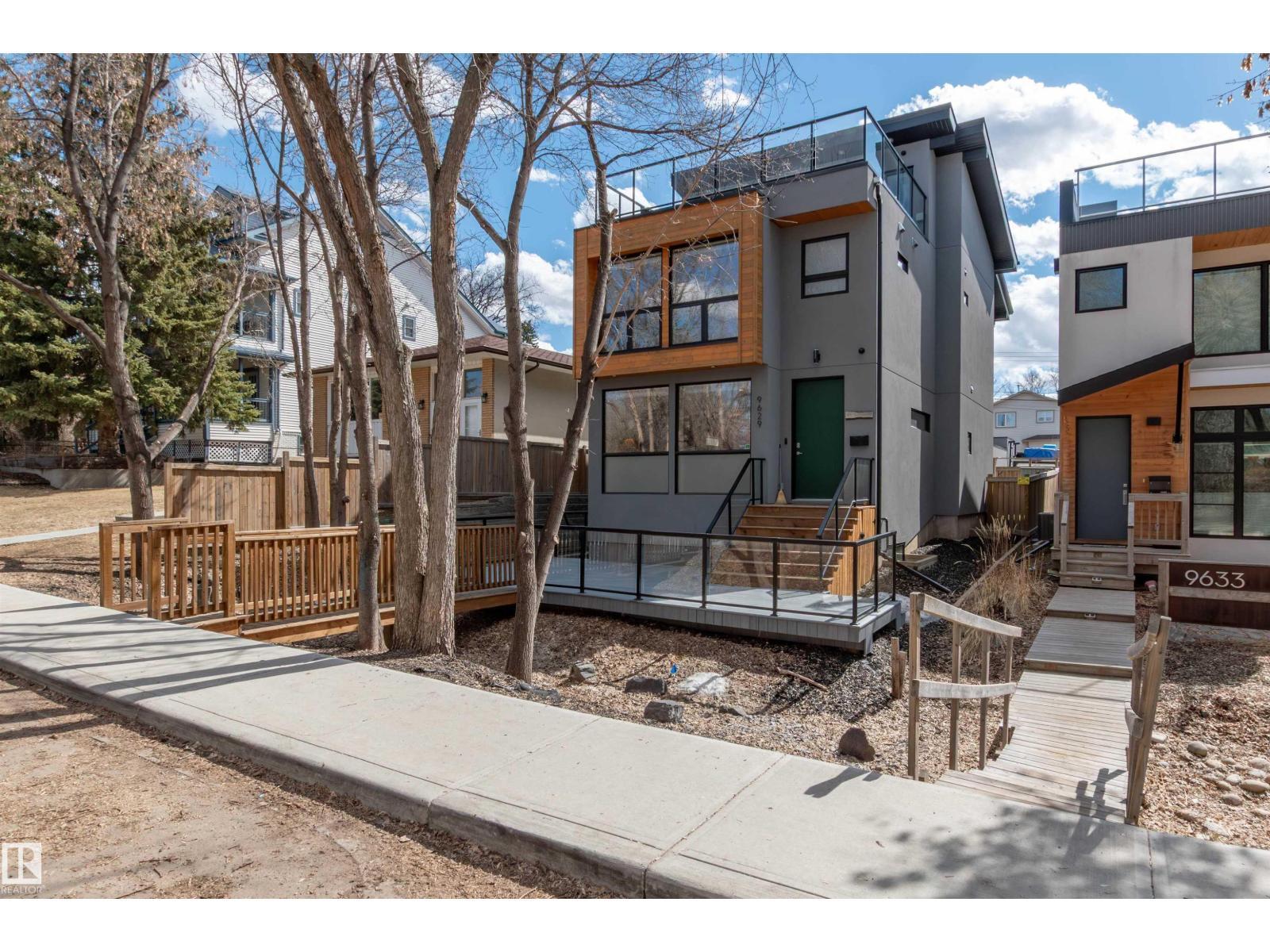 9629 84 Av Nw, Edmonton, AB - Outdoor