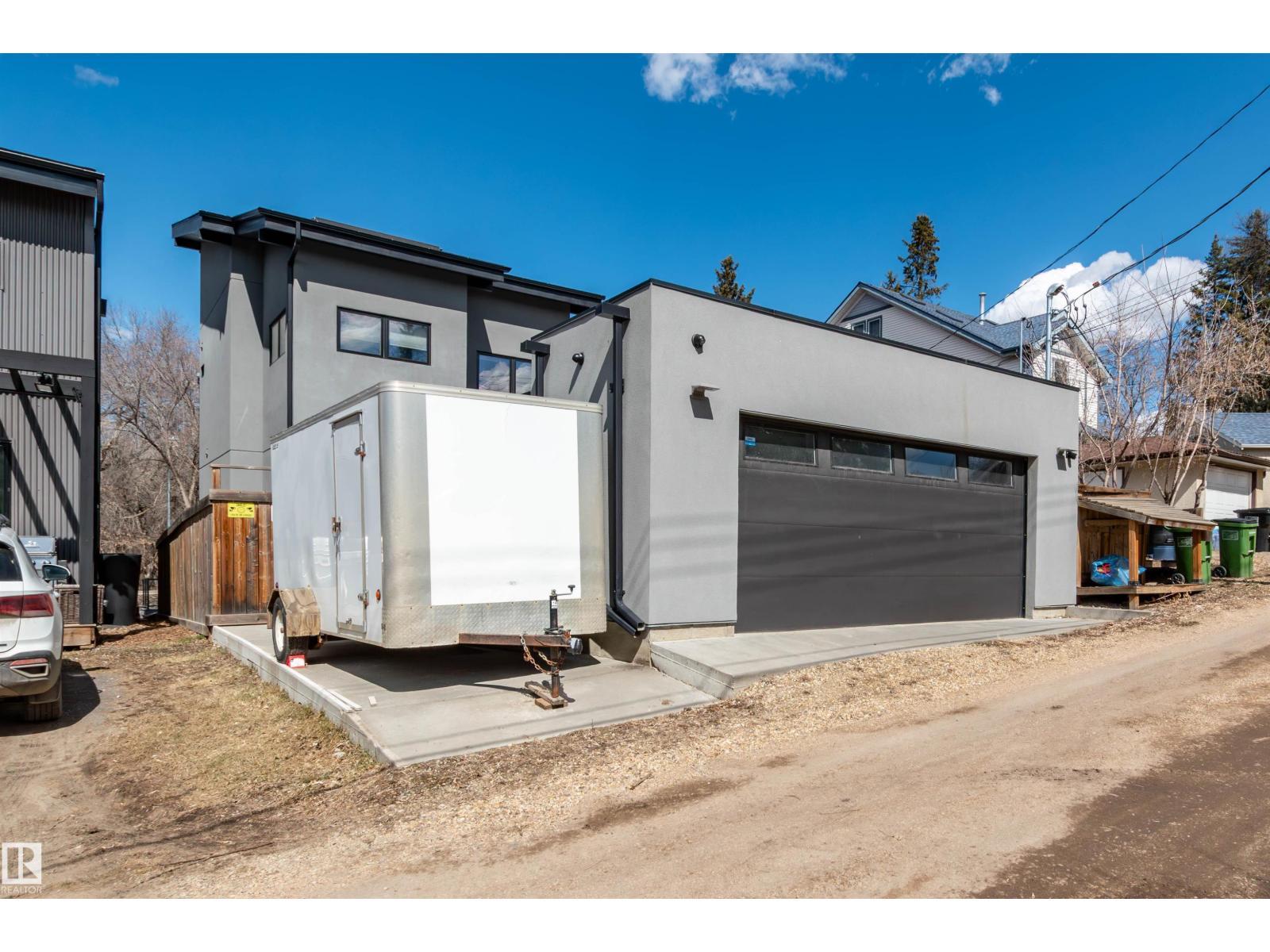 9629 84 Av Nw, Edmonton, AB - Outdoor