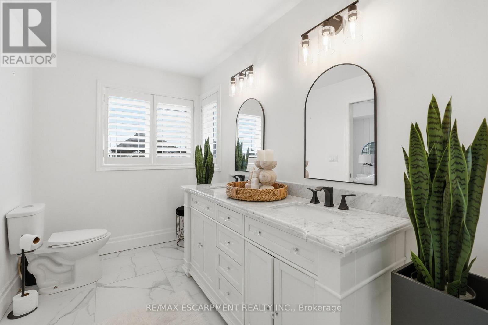 47 Winners Way, Hamilton, ON - Indoor Photo Showing Bathroom