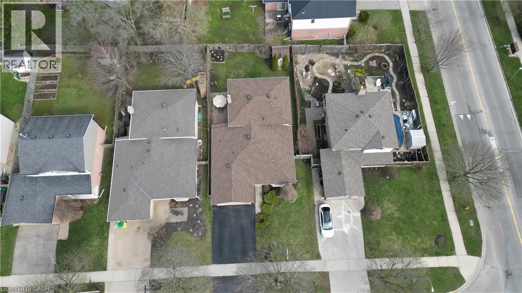 Hello down there... - 7 Kilkerran Crescent, Kitchener, ON - With View