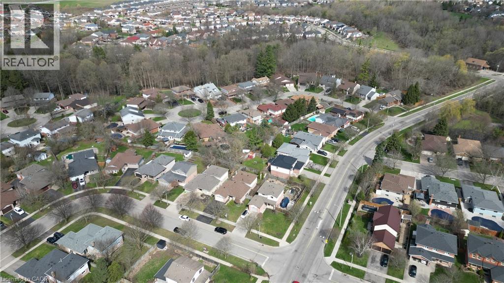 View to the North - 7 Kilkerran Crescent, Kitchener, ON - Outdoor With View