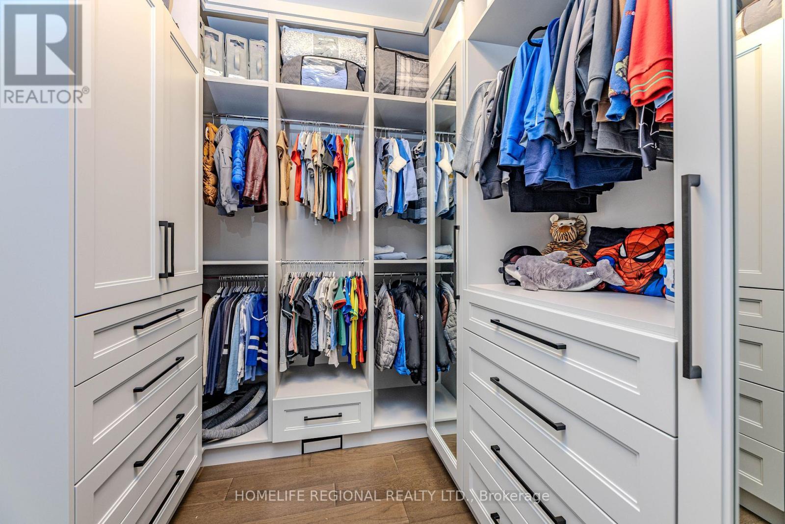 5329 First Line, Erin, ON - Indoor With Storage
