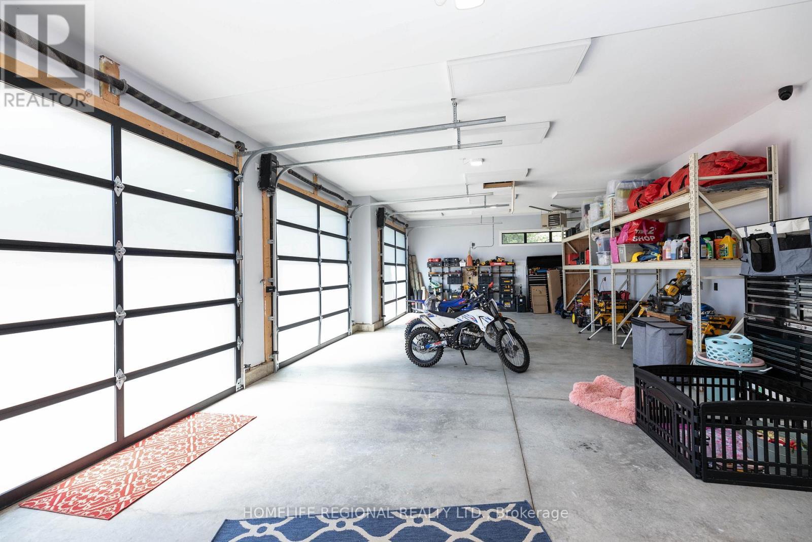 5329 First Line, Erin, ON - Indoor Photo Showing Garage