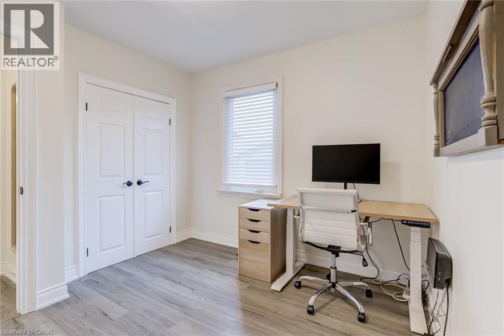 185 Deschene Avenue, Hamilton, ON - Indoor Photo Showing Office