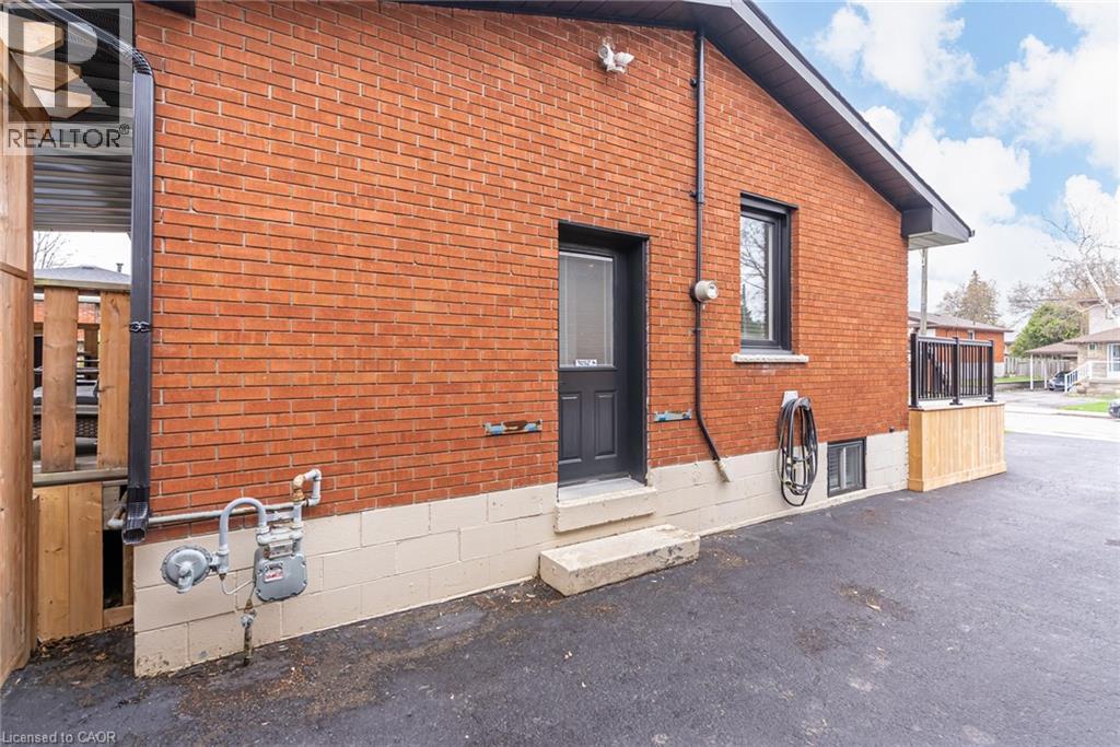185 Deschene Avenue, Hamilton, ON - Outdoor With Exterior