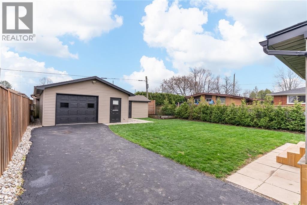 185 Deschene Avenue, Hamilton, ON - Outdoor