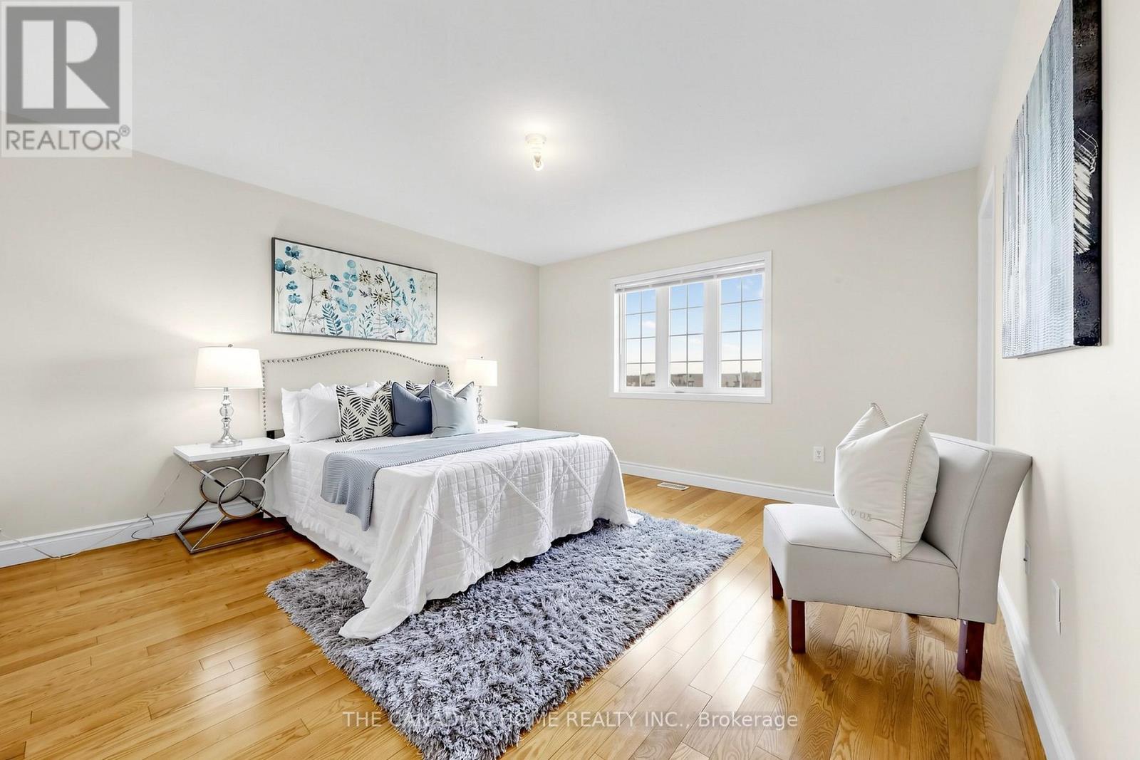 Primary Bedroom - 3470 Angel Pass Drive, Mississauga, ON - Indoor Photo Showing Bedroom