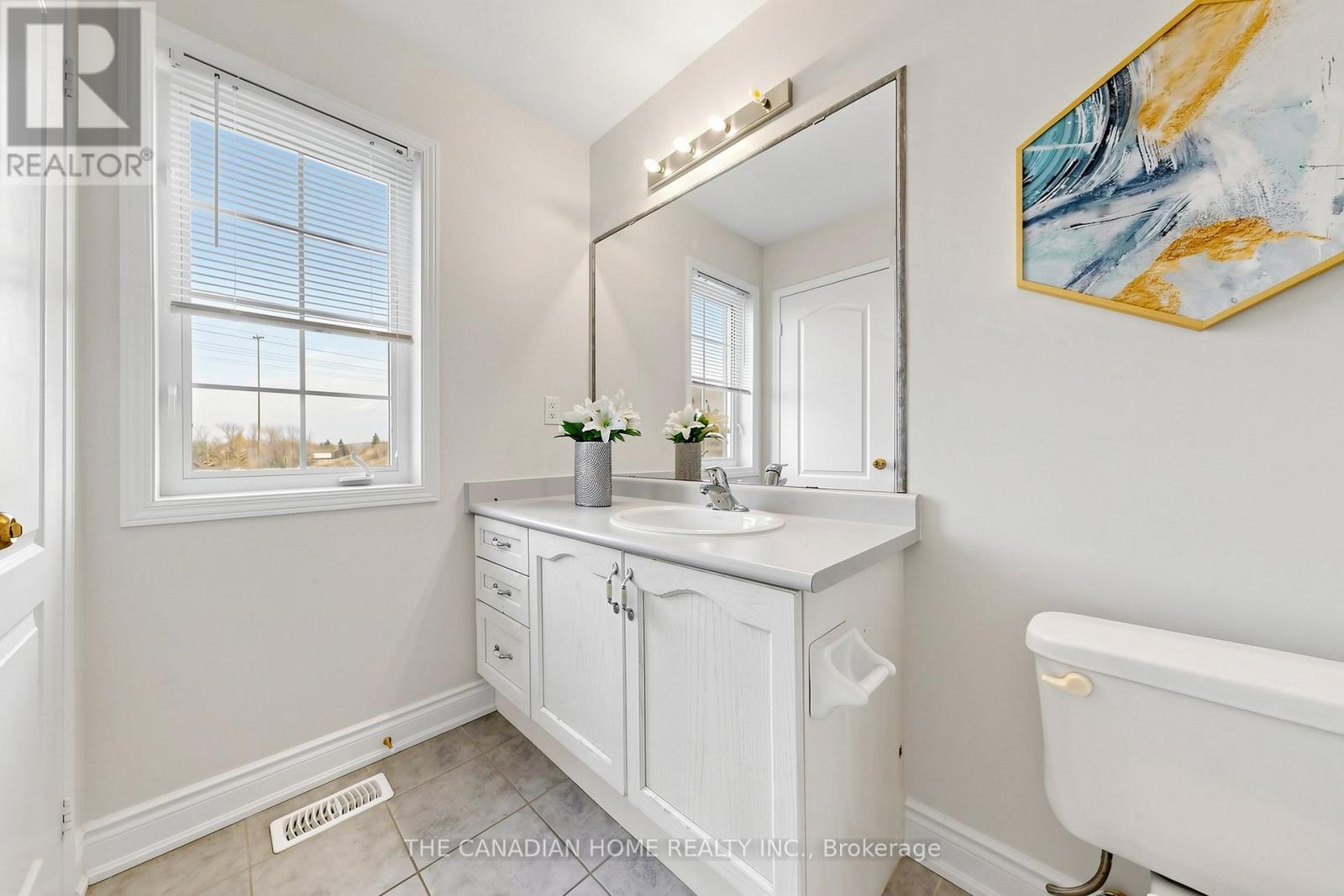 3470 Angel Pass Drive, Mississauga, ON - Indoor Photo Showing Bathroom